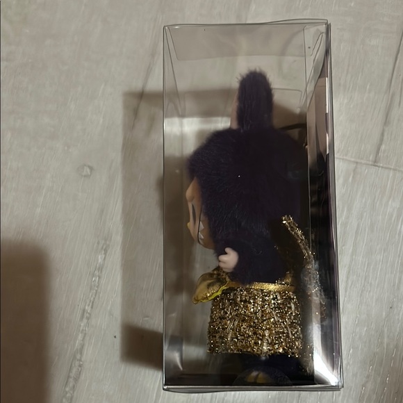 Pop Mart Wings of Fortune Vinyl Plush LAbubu - Picture 4 of 5